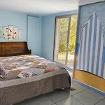 Le Nautilus Front De Avec Piscine Et Places De Parkings *