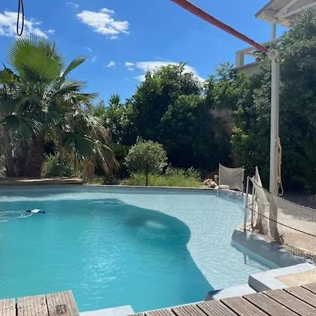 Le Nautilus Front De Avec Piscine Et Places De Parkings Villa